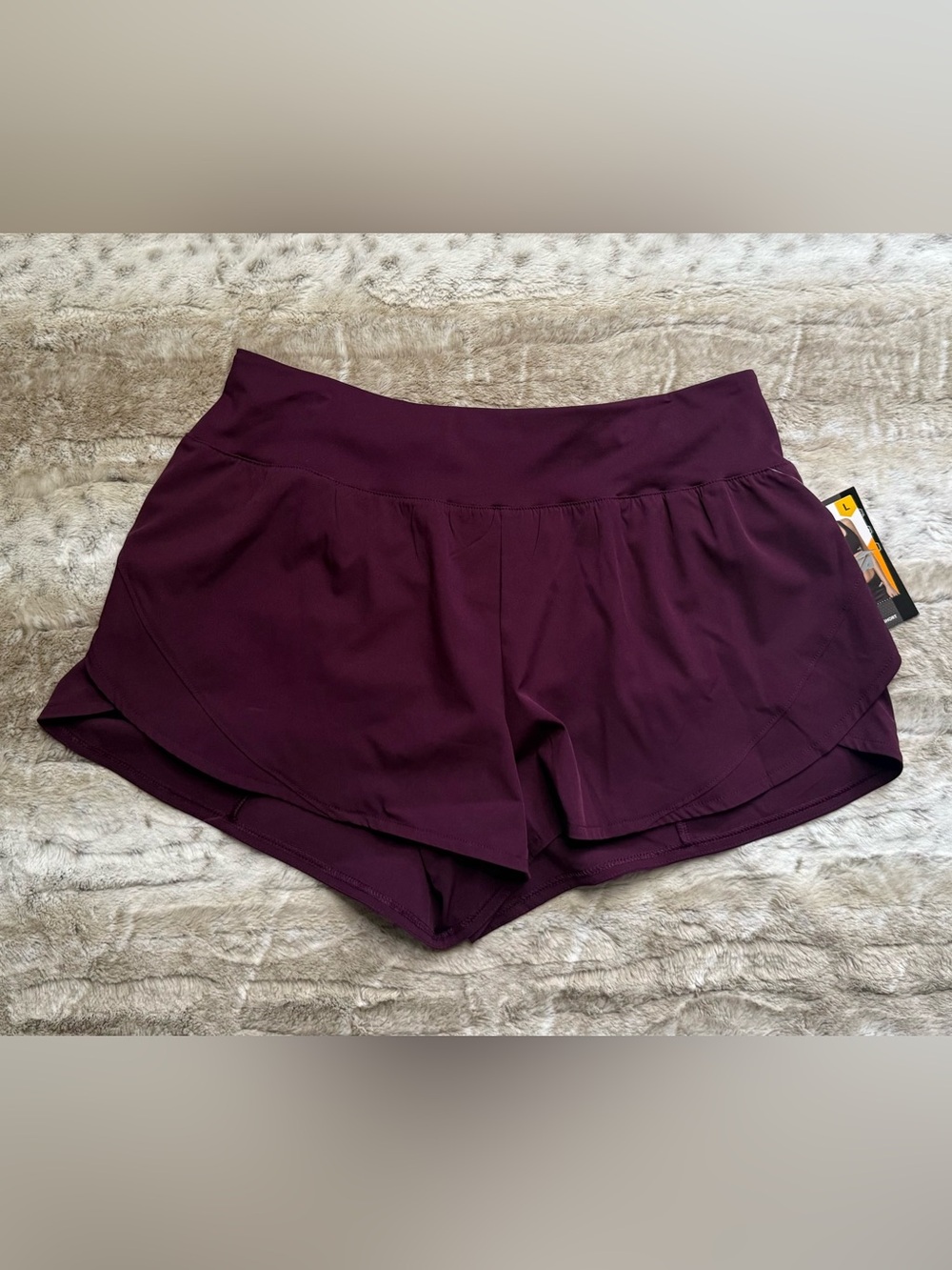 *NWT* Avia Women’s Compression Waist Running Shorts, Size L(12-14)